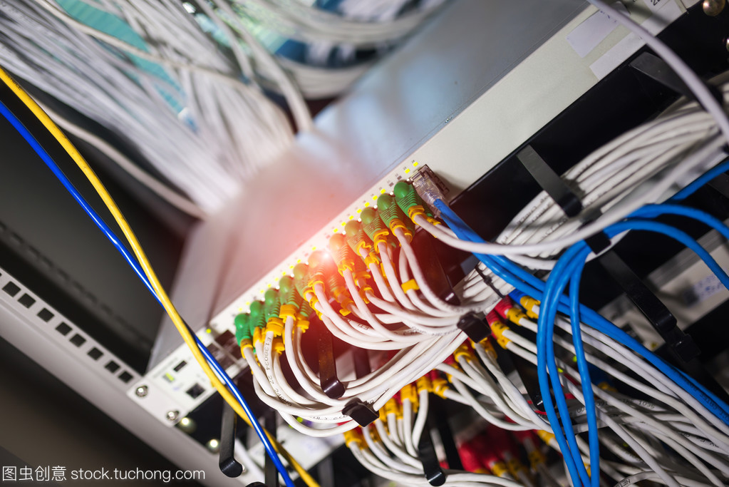 核心交換機(jī)技術(shù)在網(wǎng)絡(luò)空間的關(guān)鍵角色